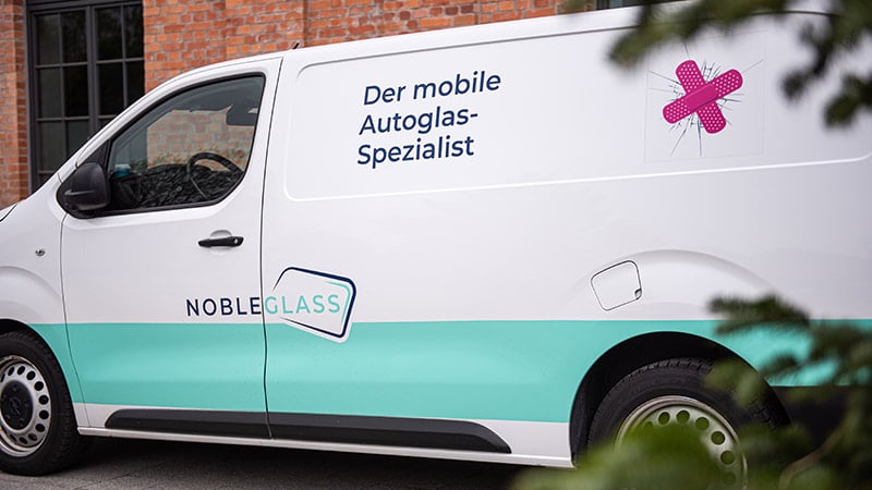nobleglass Transporter für die Autoscheibenreparatur